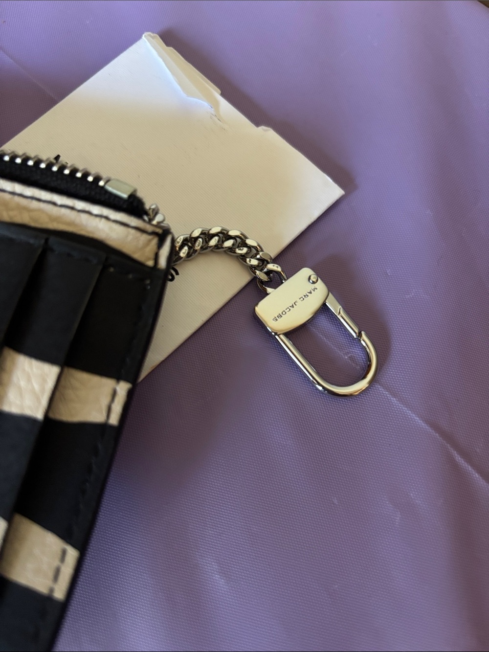 Marc Jacobs Black and White Zebra Card Case Wallet - Picture 4 of 6